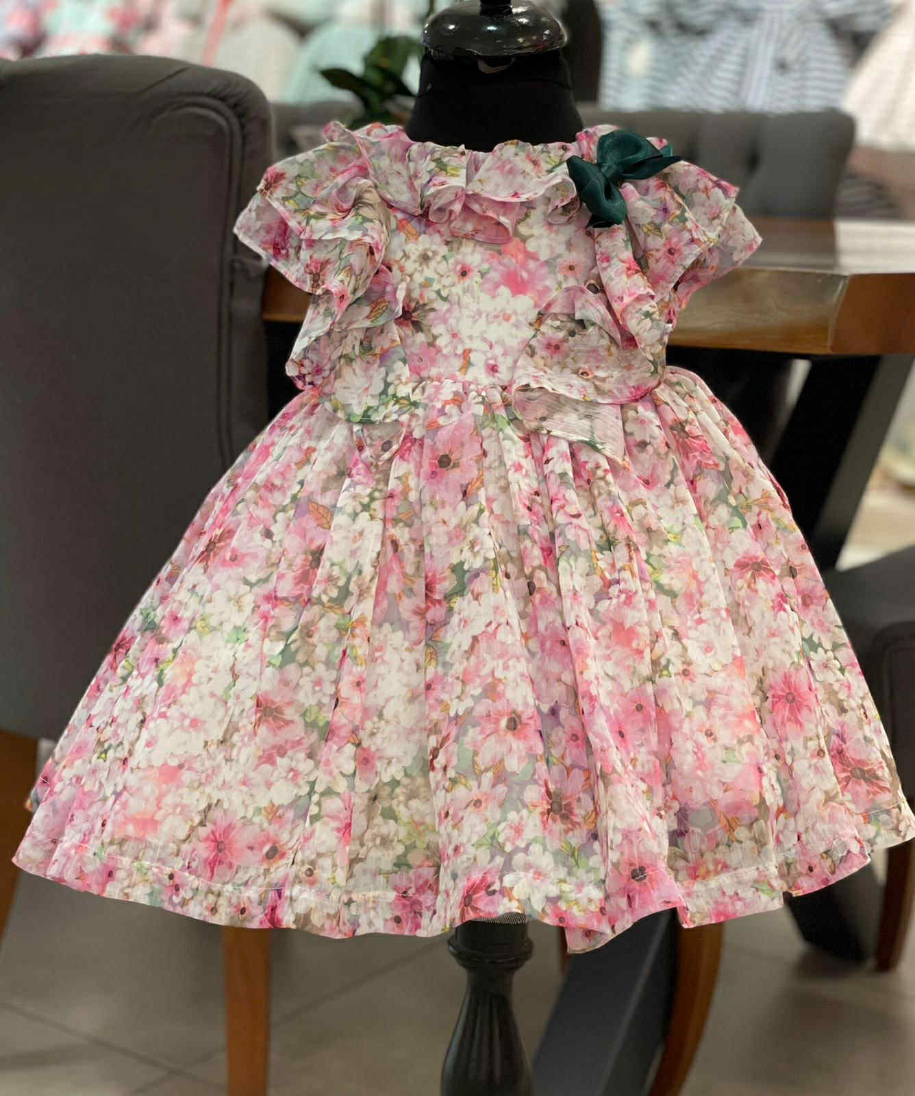 MT061- Alice's Dress