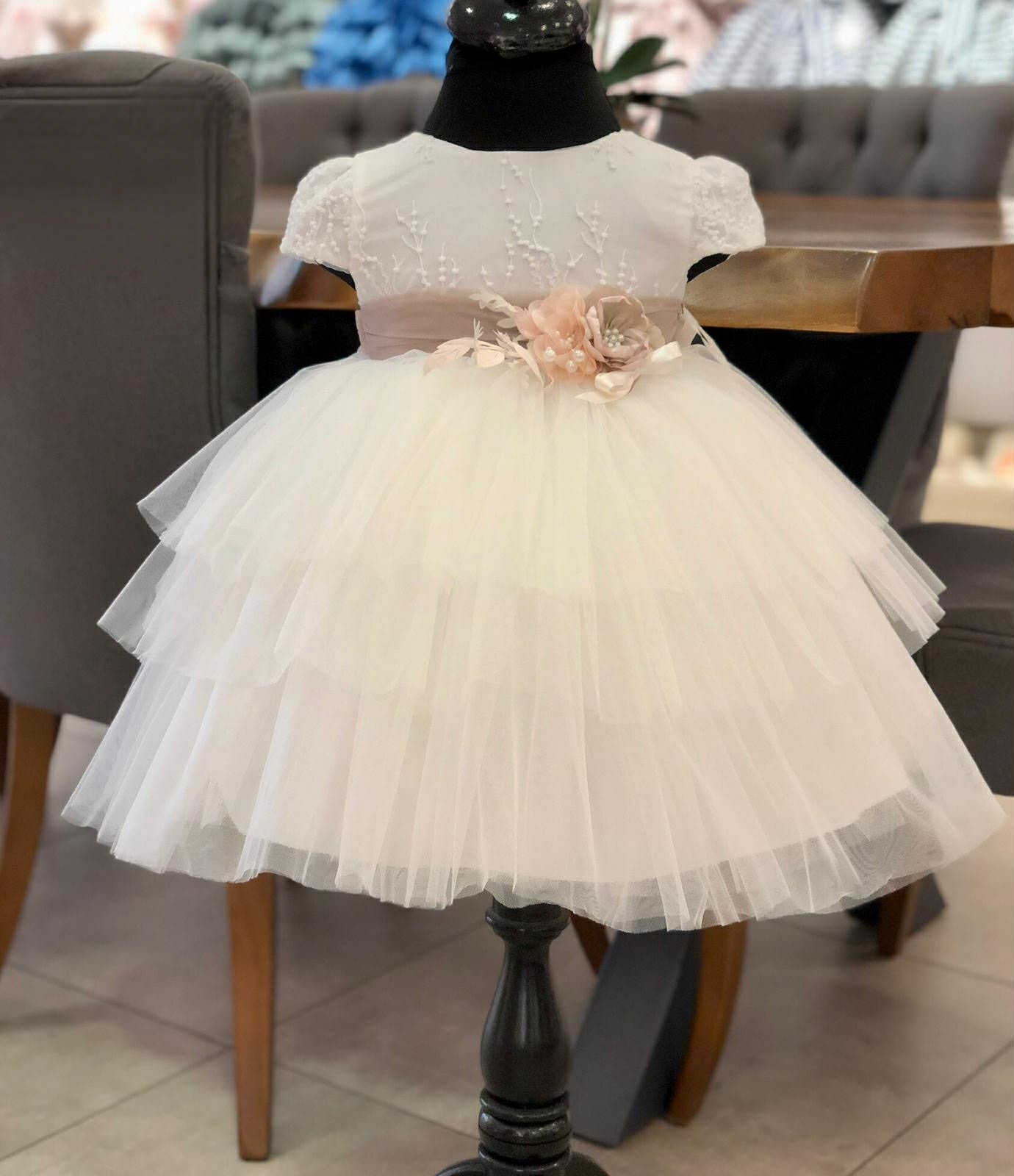 MT025- Ellie's Dress