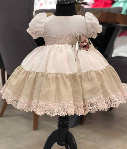 MT067- Claire's Dress