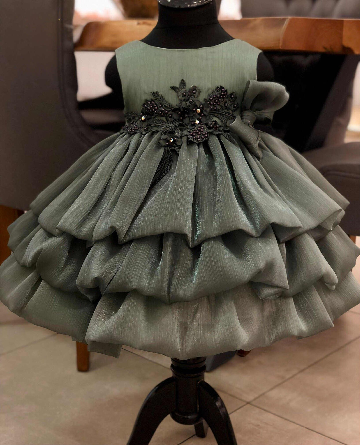 MT044- Riley's Dress