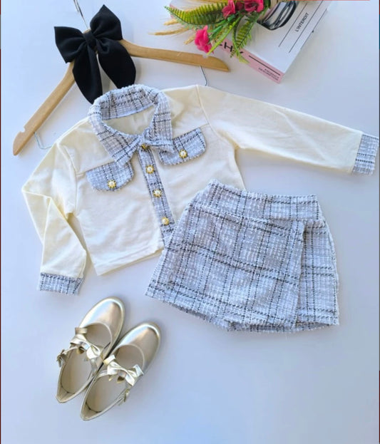ES002- Skirt and top outfit